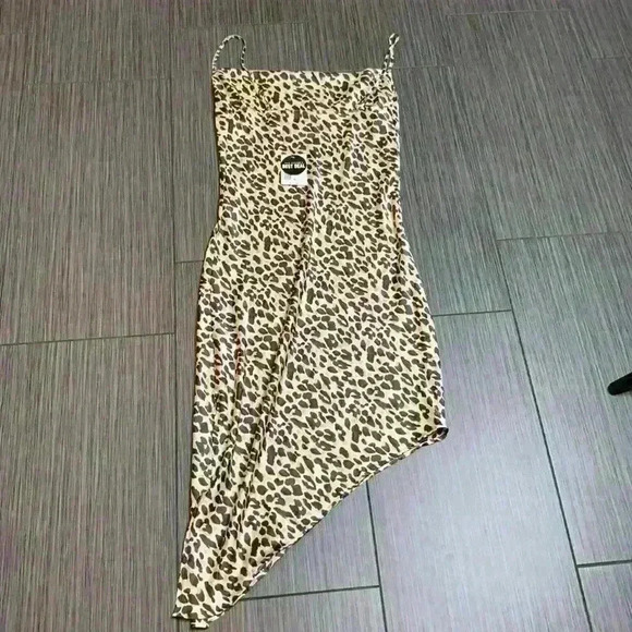 Forever 21 Tan Brown Leopard Print Woven Side Slit Asymmetrical Midi Dress Sz S - Picture 7 of 9